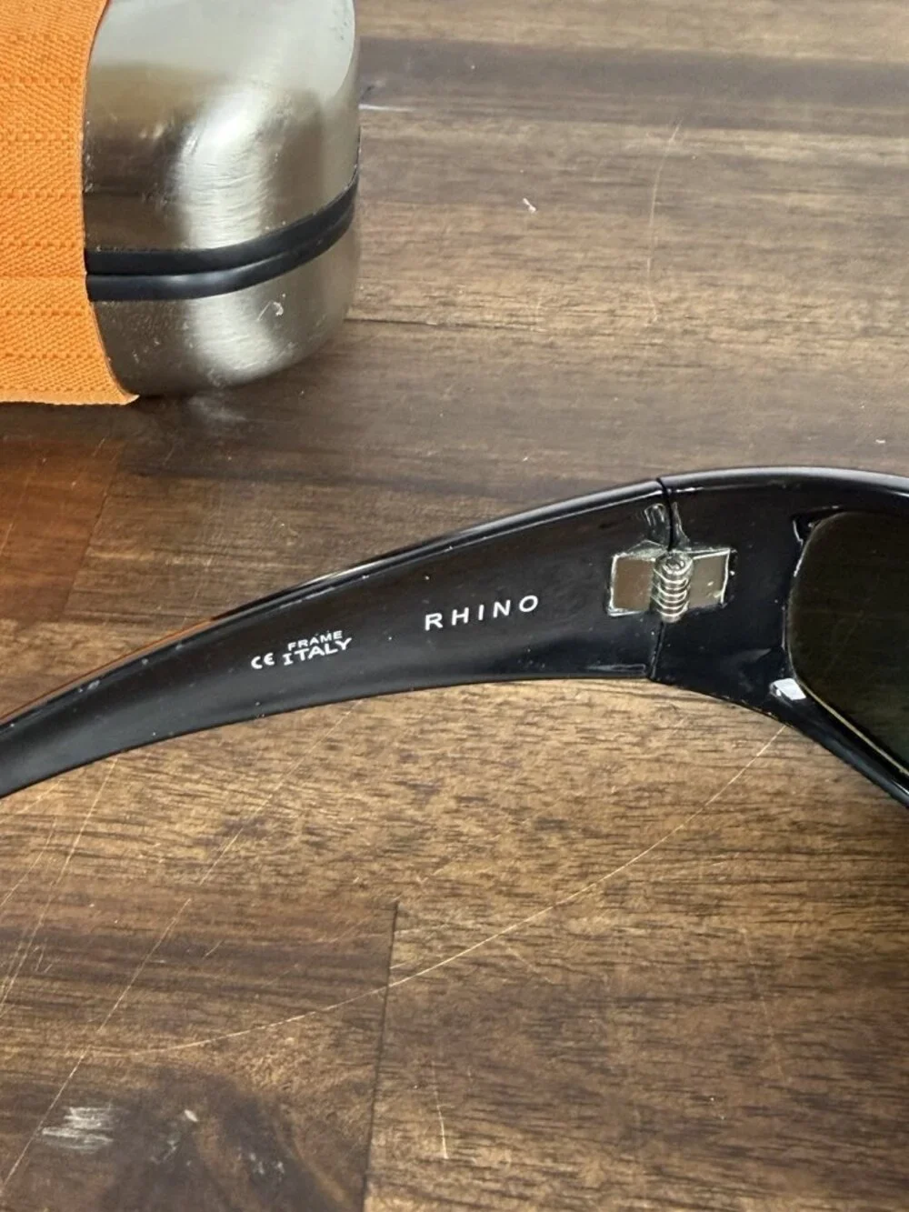 Kaenon Men's Brown Polarized Full Rim Rhino Wrap Sunglasses With Case 5066